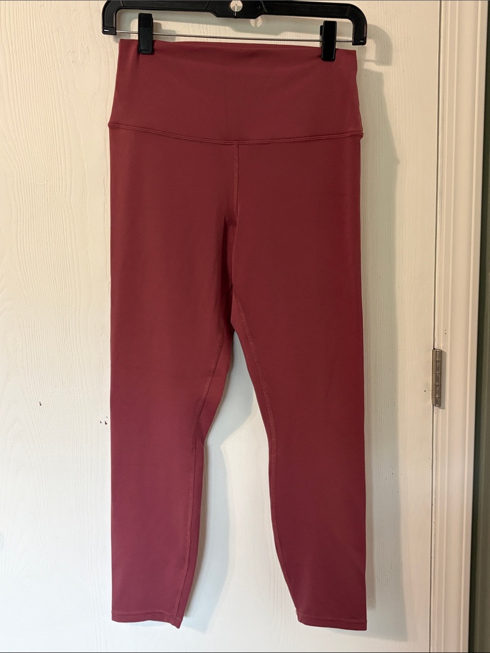 Quince Ultra-Form High-Rise Leggings Merlot Size Medium - Picture 2 of 7